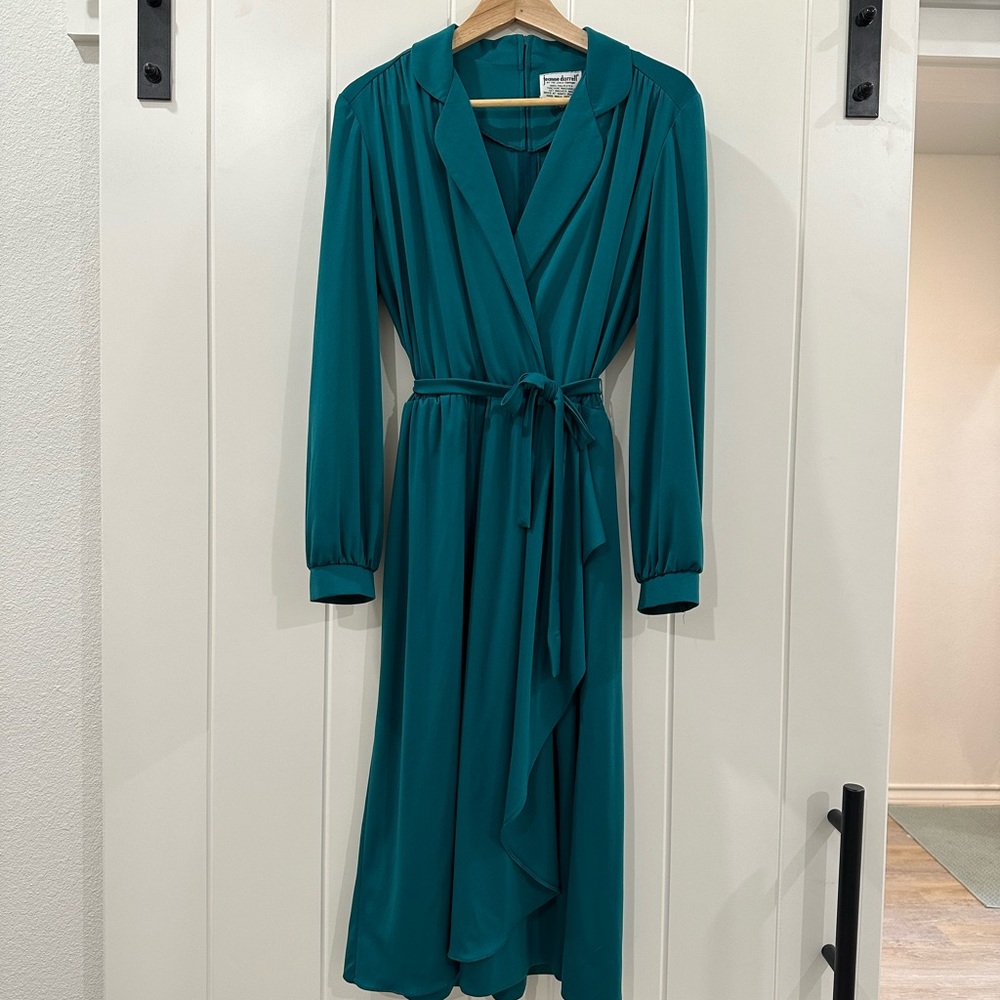 Vintage midi dress with sash